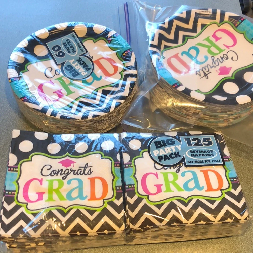 Grad Plate & Napkin Bundle #1